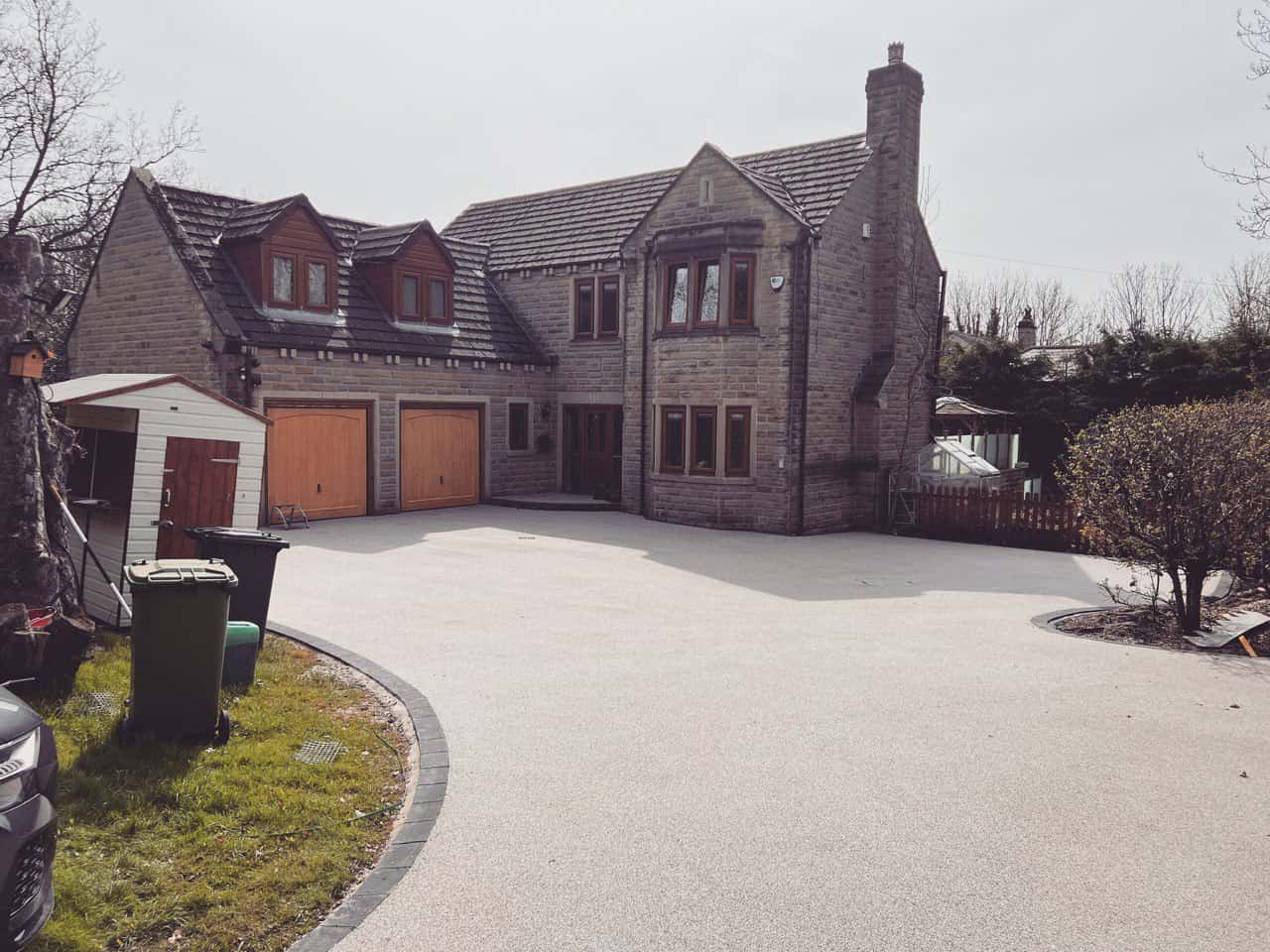 This is a photo of a resin driveway installed in Doncaster by Doncaster Resin Driveways