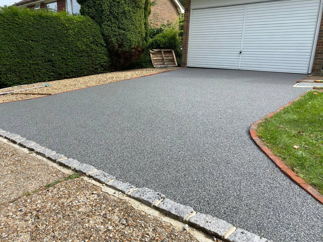 This is a photo of a resin driveway installed in Doncaster by Doncaster Resin Driveways